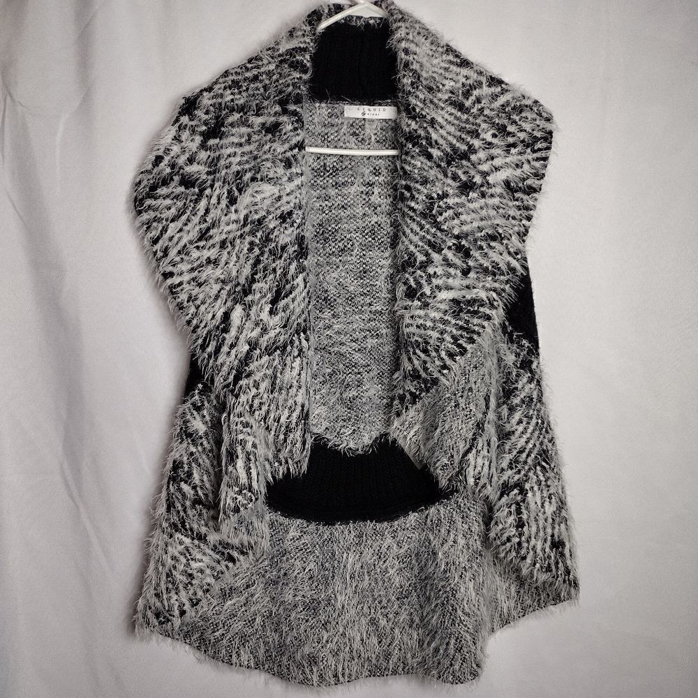 Liquid by Sioni sweater vest
